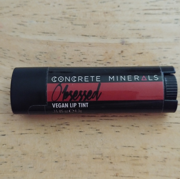 Concrete Minerals Lip Tints - - Picture 4 of 9